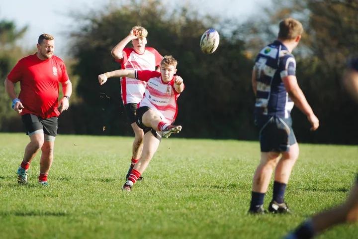 Kicking sequences — photograph by Monty Bray